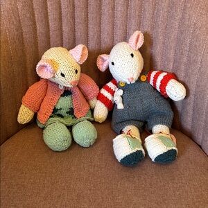 Charming Knit Mouse Pair